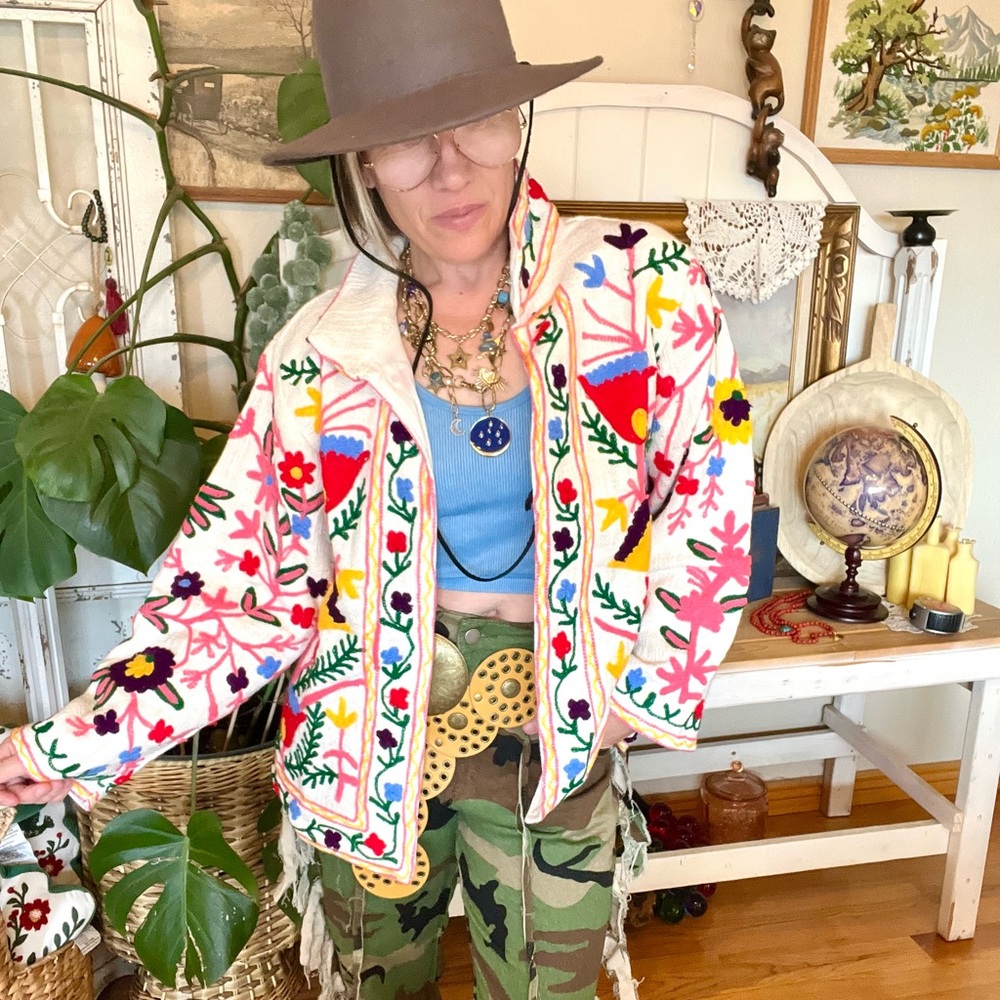SIZE MEDIUM Handmade With Love by Ashley Taylor “Pop” Suzani Embroidered Jacket